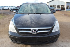 2007 Hyundai Entourage