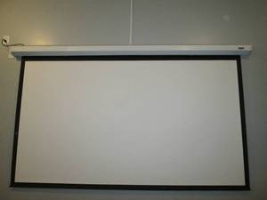Da Lite Projector Screen Excellent...