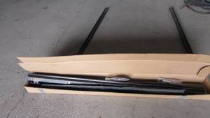 lot 49 image: Toneau Cover Off 5-12 Foot Chevy
