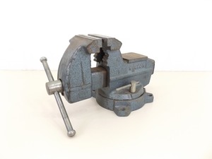 Wilton 5-12 Swivel Bench Vise