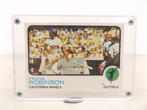 1973 Topps #175 Frank Robinson Baseball Card In Screwed Together Hard Case