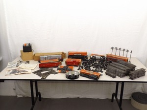Vintage 1955 Lionel 2328 Burlington O-Gauge Set