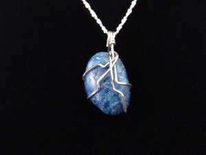 .925 Sterling Silver Raw Lapis Lazuli Pendant Necklace