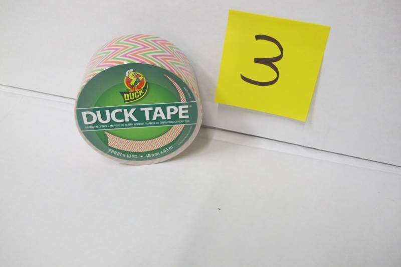 Duck Brand, Zig Zags, 280978 Printed Duct Tape, 1.88 Inches x 10 Yards, Single Roll