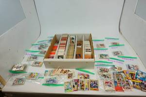 lot 57 image: Large Box of Baseball Cards