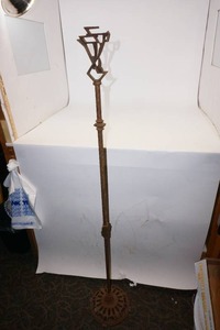 lot 69 image: Tall Decorative Brown Iron Stand
