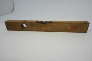 lot 81 image: Vintage Stanley Handyman Carpenters Level