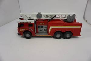 lot 119 image: Plastic Fire Truck