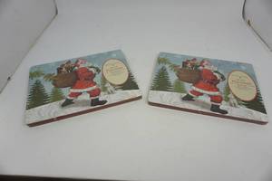lot 155 image: 2 Packages New Sheffield Home Holiday Placemats