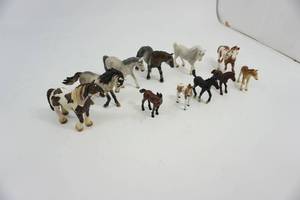 lot 159 image: 11 Plastic Toy Horses