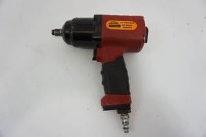 lot 163 image: Central Pneumatic 12 Compsite Air Impact Wrench