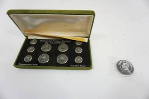 lot 164 image: Vintage Carotron Historical Blazer Buttons