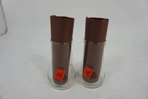 lot 170 image: 2 Vintage 7up Glasses