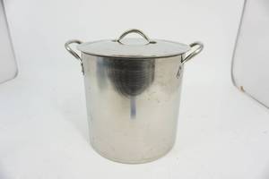 lot 193 image: Stainless Steel Stock Pot
