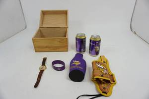 lot 226 image: Vikings Memorabilia