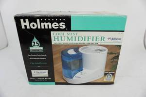 lot 274 image: New Holmes Cool Mist Humidifier