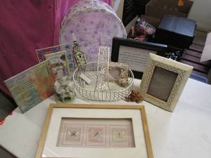 Pictures, Frames, Baskets & More (...