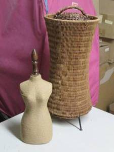 Tall Covered BasketVase Dcor Wit...