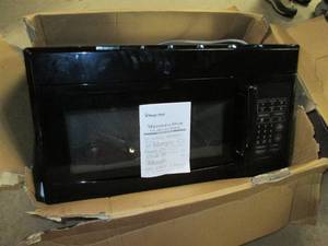 Magic Chef Over The Range Microwave...