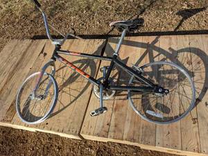 lot 106 image: Dino VFR BMX Bike