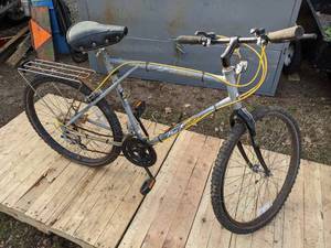 lot 305 image: Murray 15-Speed All Terrain Bike