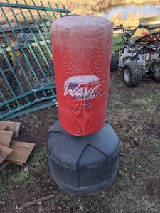 lot 318 image: Wave Master Portable Training Bag
