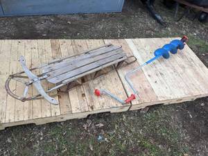 lot 320 image: Vintage Wood Sled and Mora Swedish Hand Ice Auger