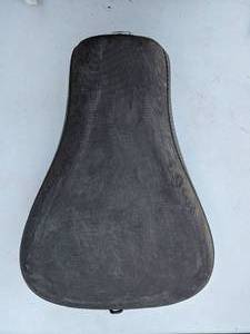 lot 254 image: Harley Davidson Seat