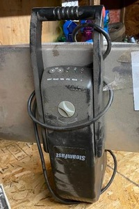 lot 371 image: Steamfast Steam Press with Multiple Fabric Settings