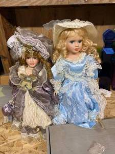 lot 403 image: (2) Fancy Dolls
