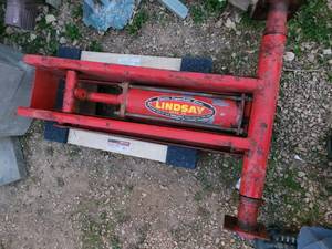 lot 265 image: Hydraulic lift ram for trailer, gravity box, or dump box