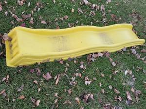 lot 275 image: Kids Wavy Yellow Slide