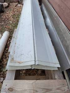 lot 277 image: (19) 10 Foot Metal Valleys for Roofs