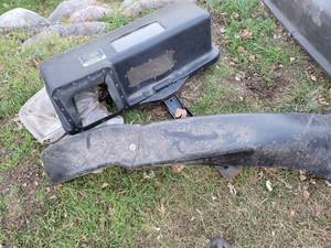 lot 279 image: John Deere R70 Bagger Cover