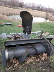 lot 281 image: Craftsman Snowblower - Working