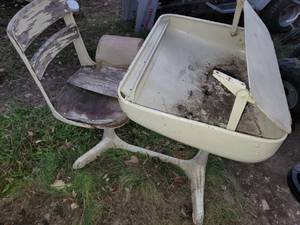 lot 283 image: Weathered Vintage Kids School Desk