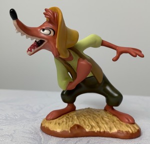 lot 42 image: Disney Collectible WDCC I Gotcha This Time, Brer Rabbit from Song of the South (Brer Fox)