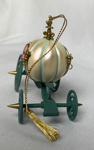 lot 54 image: Disney Collectible WDCC Cinderellas Coach Ornament