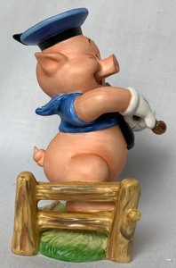 lot 38 image: Disney Collectible WDCC Hey Diddle Diddle, I Play On My Fiddle (Fiddler Pig) from Three Little Pigs