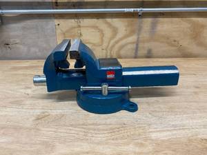 lot 57 image: BESSEY 5 in. Drop Forged Bench Vise with Swivel Base