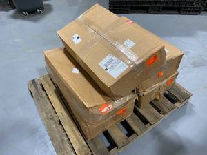 lot 79 image: CORSO ITALIA Lot of 5 Boxes of-  Impero Olympus 12 in. x 24 in. Porcelain Floor and Wall Tile (8 per box)