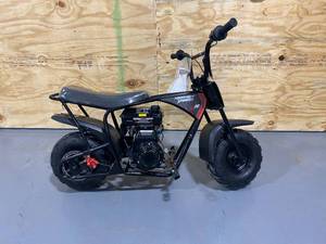 lot 85 image: MONSTER MOTO Classic Gas-Powered Mini Bike