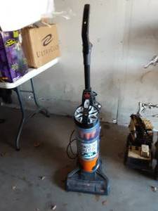 Bissell Pan Glide Vacuum