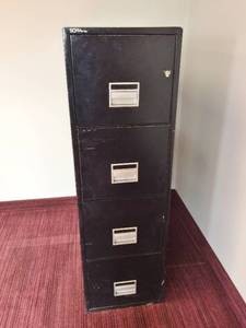 lot 11 image: WOW $$$$ SCHWAB UNDERWRITERS LABORATORIES FIREPROOF INSULATED RECORD CONTAINER CLASS 350 FIRE SAFE 4 DRAWER FILING CABINET FOR VITAL RECORD OR LEGAL DOCUMENTS SAFETY - LOCKING WITH KEY
