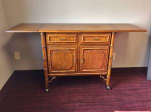 lot 23 image: Fabulous&nbsp1950s Dixie Aloha Chinese Chippendale Serving Cart On Wheels Faux Bamboo Buffet Server Credenza Hollywood Regency Palm Beach Style With Painted Cabinet Doors - Great Condition - Minor Wear For Age 