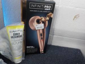 lot 11 image: Conair Infiniti Pro and Curly Merin...