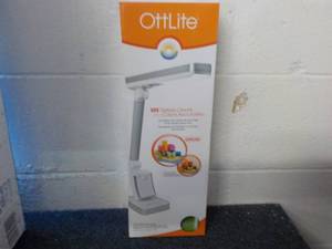 lot 20 image: Ottlite 13 W Slimline Task  Lamp Re...