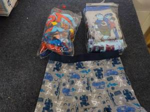 lot 31 image: 10 pr Size 6 Boxers...