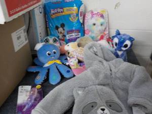 lot 36 image: Baby Lot...