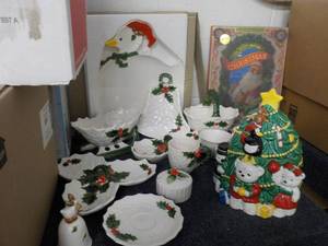 lot 37 image: Xmas Lot...